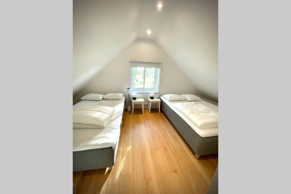 Eget Hus Med Bra Laege Och Toppstandard Linkoping Exterior photo